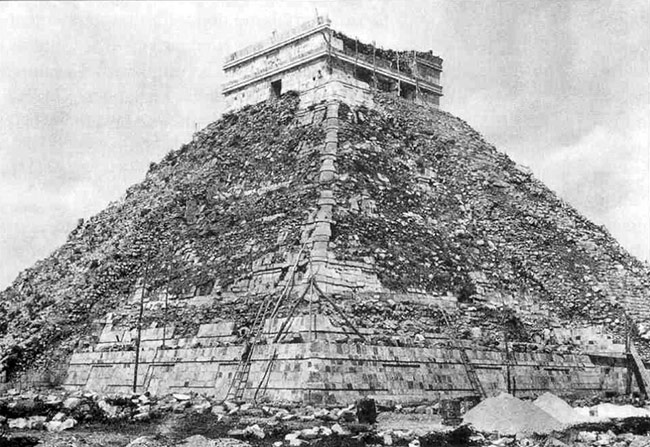 Chichen Itza Old